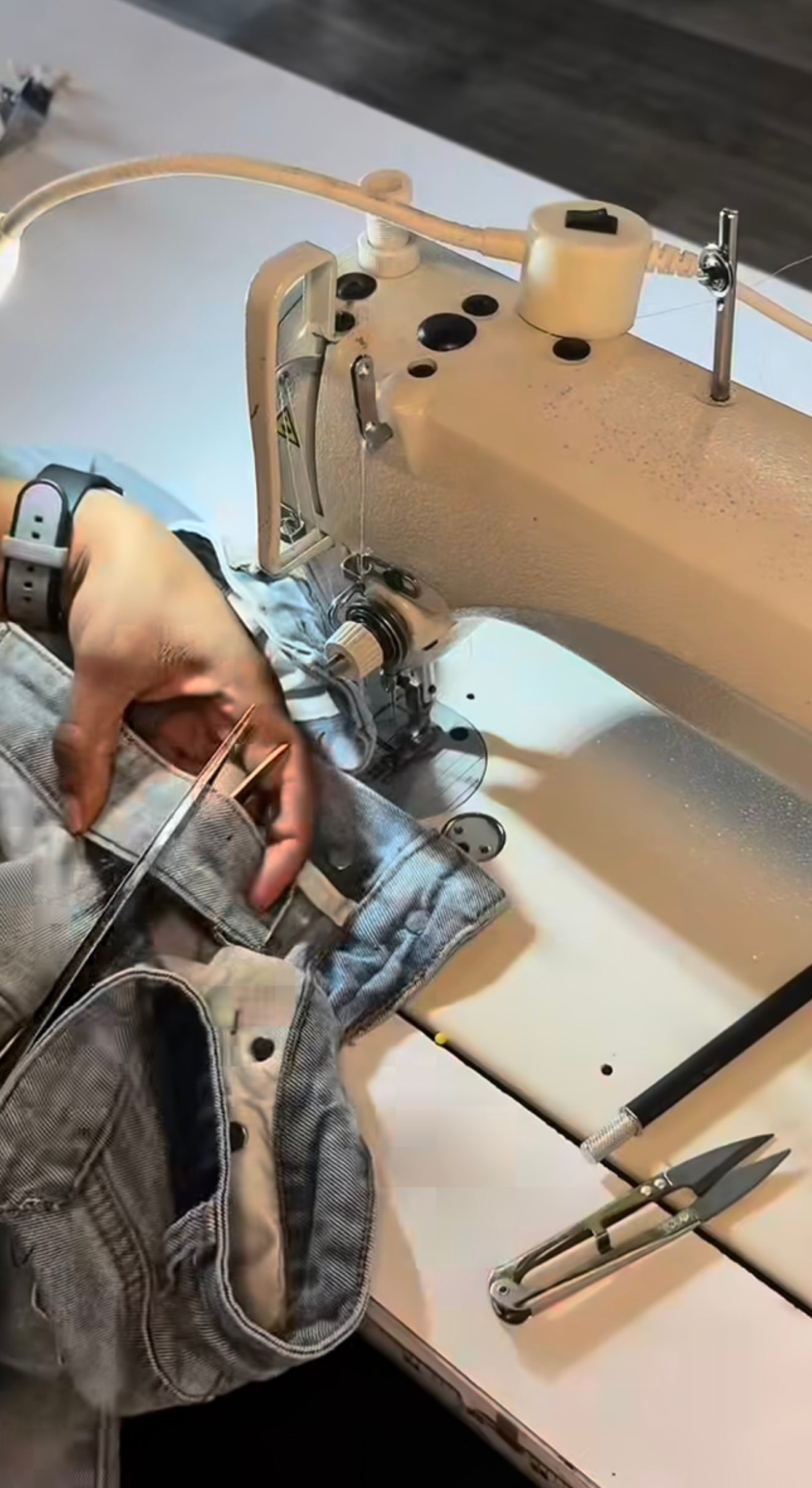 Denim Money: How to Taper a Denim Waistband (Episode 01)